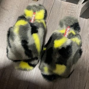 Sorel furry slippers go mail run